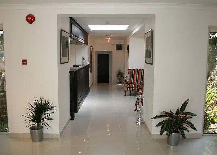 Hotel Beachcombers Grouville