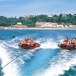 Beachcombers Hotel 3*