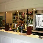 Beachcombers Hotel 3*