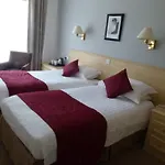 Beachcombers Hotel 3*