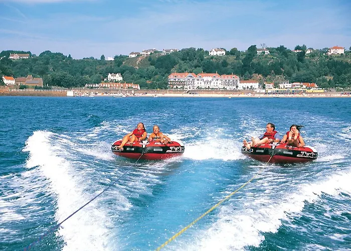 Beachcombers Otel 3*