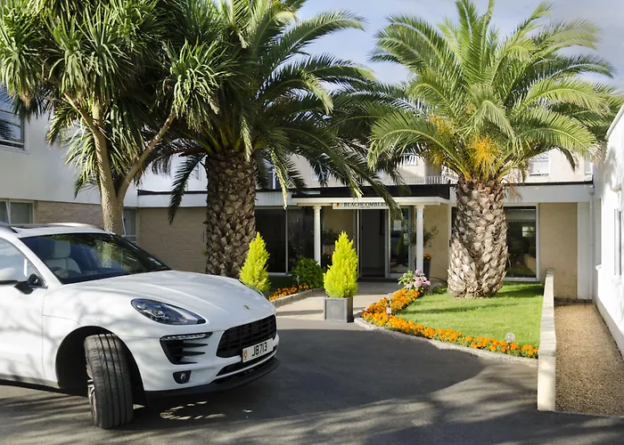 Otel Beachcombers 3*