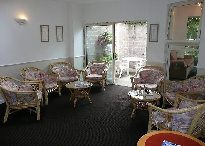 Otel Beachcombers 3*