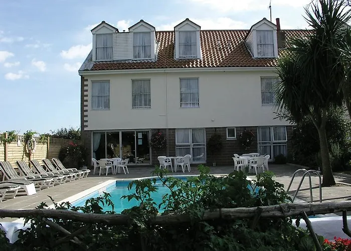 Beachcombers 3* Grouville